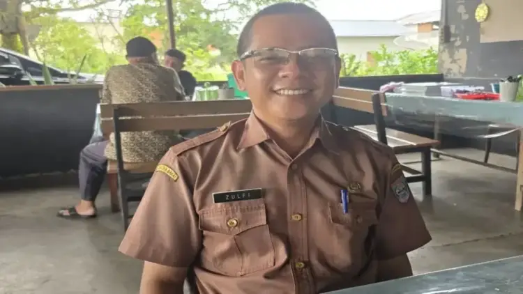 Kepala Dinas Perikanan Pasaman Barat Zulfi Agus. ANTARA/Altas Maulana.
