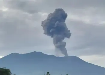 Badan Geologi: Letusan Gunung Marapi Tidak Kontinu, Potensi Erupsi masih Ada