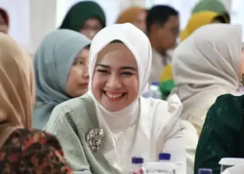 Dian Puspita Fadly Amran hadir di acara Iskada. (dok. Prokopim)