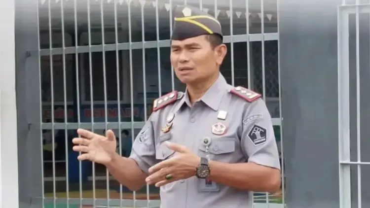 Kepala Rutan Kelas IIB Lubuk Sikaping Resman Hanafi.ANTARA/Heri Sumarno