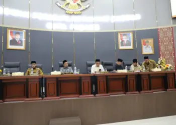 DPRD Padang Gelar Paripurna, Wali Kota Sampaikan Tiga Ranperda Strategis