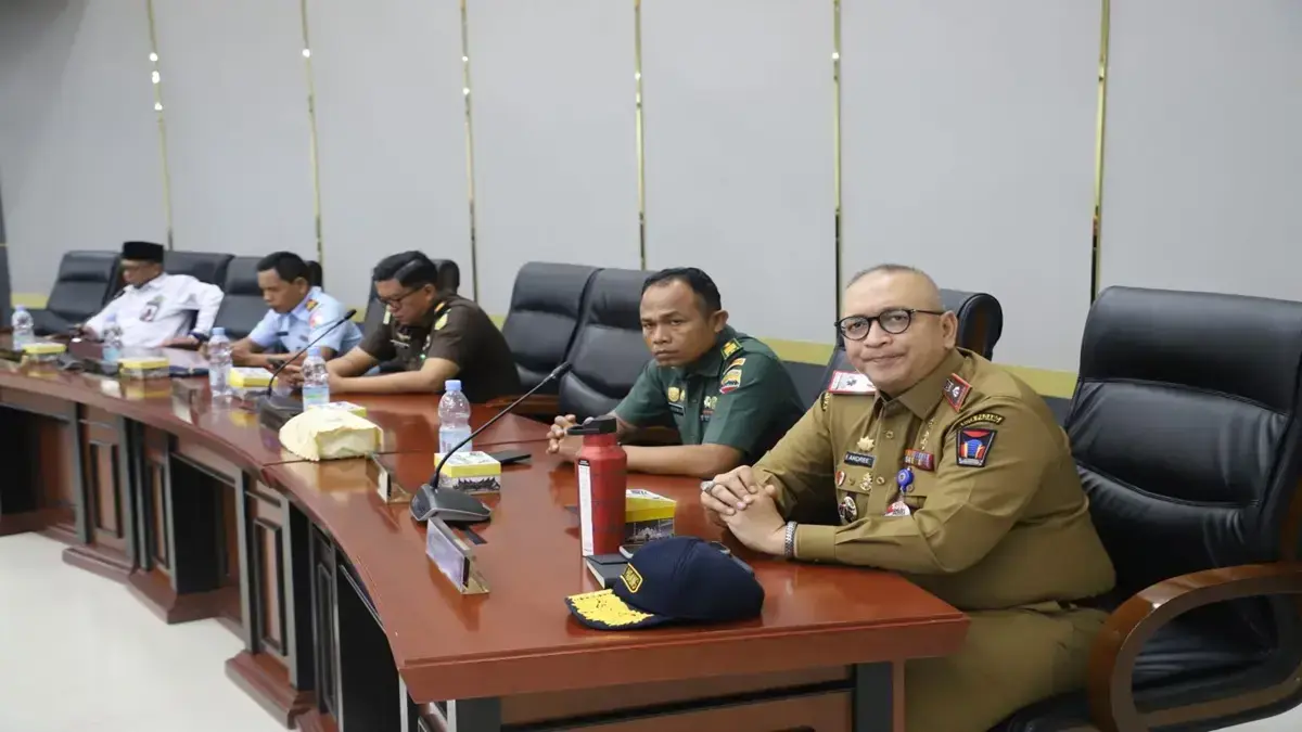 DPRD Padang Gelar Paripurna, Wali Kota Sampaikan Tiga Ranperda Strategis 2 IMG 20250414 WA0024 1536x1024 1