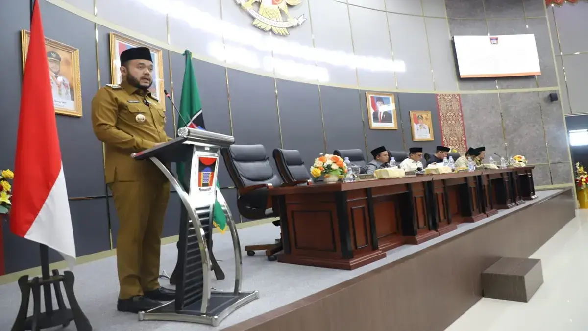 DPRD Padang Gelar Paripurna, Wali Kota Sampaikan Tiga Ranperda Strategis 3 IMG 20250414 WA0025 1536x1024 1