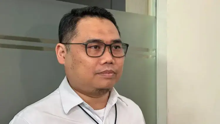 KPK Usut Dugaan Korupsi Dana Pokmas Jatim, La Nyalla Akan Diperiksa 1 Direktur Penyidikan Komisi Pemberantasan Korupsi Asep Guntur Rahayu saat memberikan keterangan pers di Gedung Merah Putih KPK, Jakarta, Selasa (22/4/2025). (ANTARA/Rio Feisal) (ANTARA/Rio Feisal)