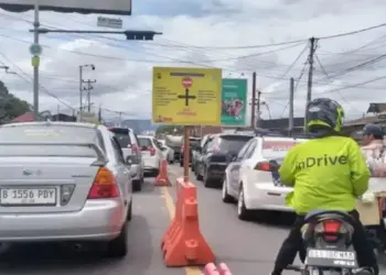 Polda Sumbar Klaim Sistem “One Way” Efektif Atasi Kemacetan Padang-Bukittinggi saat Mudik Lebaran