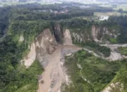 Cuaca Ekstrem Picu Sepinya Wisata Ngarai Sianok, Pelaku Usaha Kehilangan Pemasukan