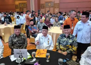 Pemprov Sumbar Dorong Bank Nagari jadi Pilar Keuangan Perantau, Gebu Minang dan OSO Beri Dukungan 1 Pemprov Sumbar Dorong Bank Nagari jadi Pilar Keuangan Perantau, Gebu Minang dan OSO Beri Dukungan