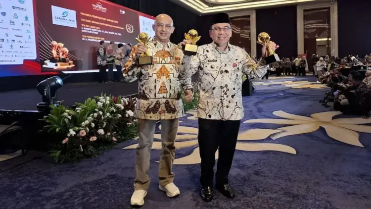 Pemko Padang Raih Tiga Penghargaan di Ajang Top BUMD Awards 2025 1 Pemko Padang raih tiga penghargaan di Top BUMD 2025. (dok. istimewa)