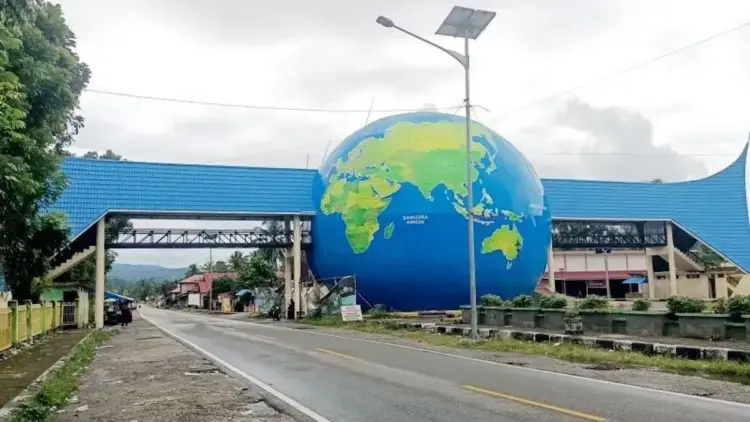 Planetarium Equator Bonjol Jadi Destinasi Favorit di Pasaman Selama Libur Lebaran 1 Planetarium Equator Bonjol, Kabupaten Pasaman. (dok. istimewa)