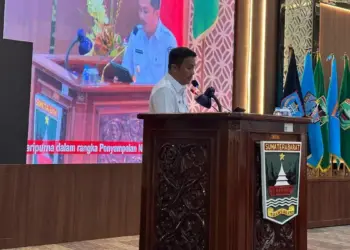 RPJMD Sumbar 2025-2029, Pemprov Sumbar Dorong BUMNag sebagai Penggerak Ekonomi Lokal 1 Wagub Sumbar Vasko Ruseimy saat RPJMD dengan DPRD Sumbar. (dok. adpsb)