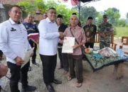 Wamen Ossy Serahkan Sertifikat Elektronik Door to Door di Semarang