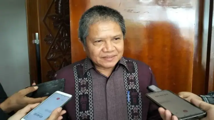 Warek IV Unand dan pakar ekonomi Dr. Hefrizal Handra. (dok. istimewa)