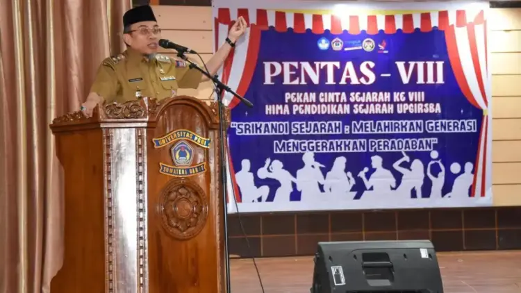 Wawako Maigus Nasir Ajak Mahasiswa Maknai Sosok Srikandi 1 Wawako Maigus Nasir hadiri iven Pentas VIII