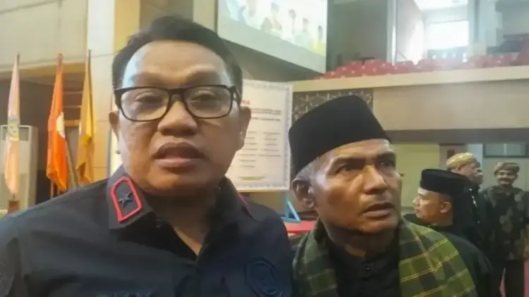 Kepala Badan Narkotika Nasional Provinsi Sumbar Brigjen Polisi Riki Yanuarfi saat diwawancarai di Padang, Minggu (13/4/2025). (ANTARA/Muhammad Zulfikar)