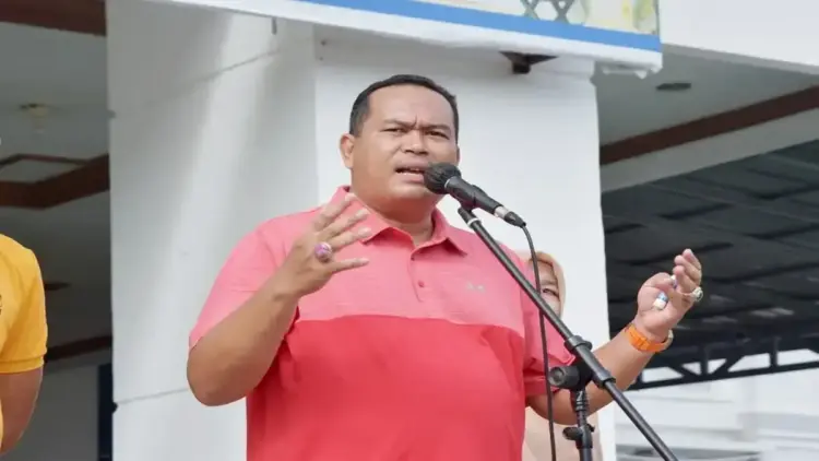 Wako Pariaman Tegaskan Disiplin dan Loyalitas ASN: “Jangan Hanya Absen, Harus Hadir!” 1 Wako Pariaman Yota Balad. (Foto: Dok. Ist)