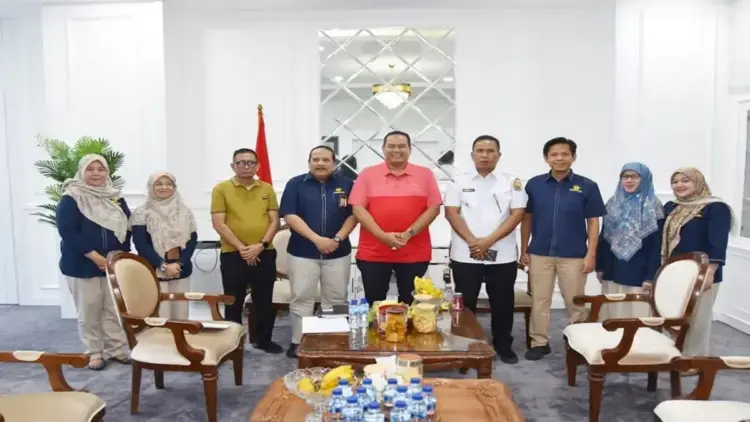Pemko Pariaman bertemu dengan KPP Pratama Padang. (Foto: Dok. Ist)