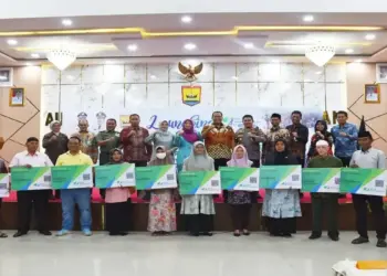 Lindungi Petugas Keagamaan dan Adat, Pemko Pariaman Launching Program Jamsostek 2025 9 Lindungi Petugas Keagamaan dan Adat, Pemko Pariaman Launching Program Jamsostek 2025