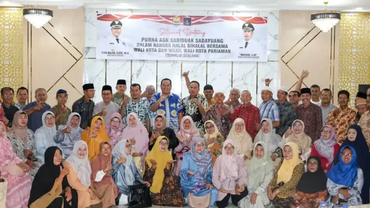 Wako dan Wawako Pariaman bersilaturahmi dengan pensiunan ASN Sabiduak Sadayuang. (Foto: Dok. Ist)