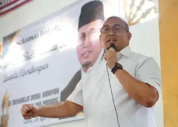 Bantu Mushalla Dinul Hidayah Mata Air, Andre Rosiade Sebut segera Bawa Menteri PU Tuntaskan Banjir Rawang 10 Bantu Mushalla Dinul Hidayah Mata Air, Andre Rosiade Sebut segera Bawa Menteri PU Tuntaskan Banjir Rawang