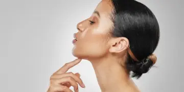 Kenali Penyebab Double Chin dan Cara Efektif Mengatasinya 8 ilustrasi double chin. (dok. istimewa)