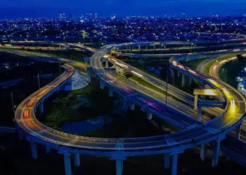 ilustrasi pembangunan di Indonesia. (dok. istimewa)