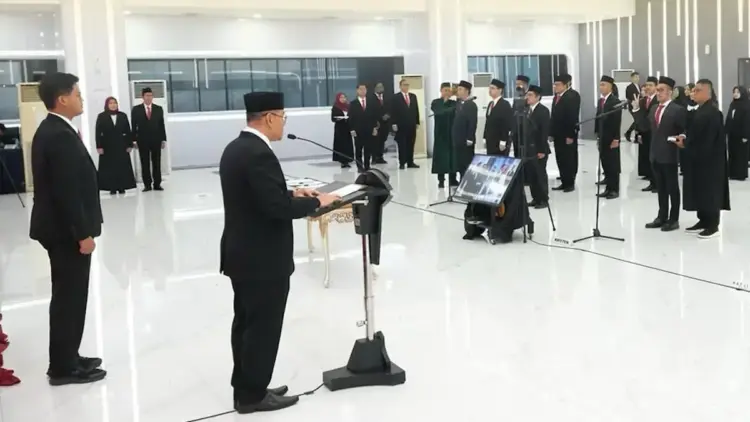 Kementerian Agraria dan Tata Ruang-Badan Pertanahan Nasional (ATR-BPN) melaksanakan pelantikan terhadap 78 orang Pejabat Fungsional secara serentak pada Rabu (09-04-2025). (dok. ATR/BPN)