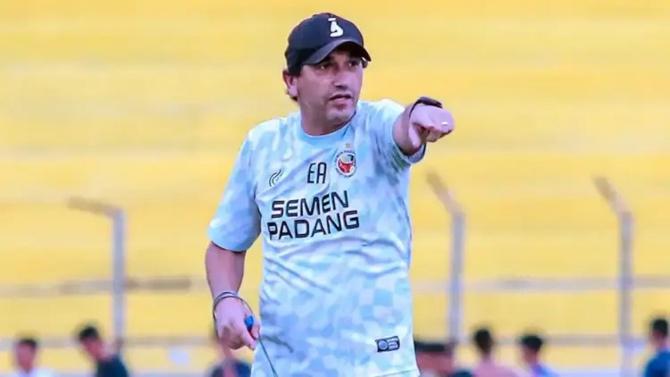 Pelatih Semen Padang FC Eduardo Almeida. (dok. istimewa)