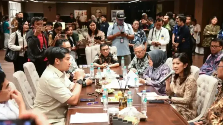 pertemuan Menkomdigi dan Menteri PUPR terkait rumah subsidi untuk wartawan