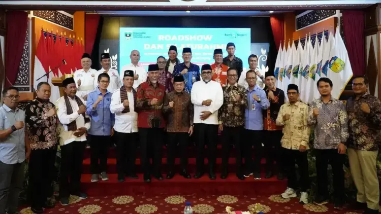 Gubernur Mahyeldi dan Bank Nagari Roadshow, Bidik Dukungan Maksimal Perantau untuk Progul Sumbar 2025–2030 1 Roadshow Pemprov Sumbar dan silaturahmi. (dok. adpsb)