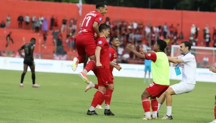 Laga Penuh Drama, Semen Padang FC Tumbangkan PSIS Semarang dengan Skor 3-2
