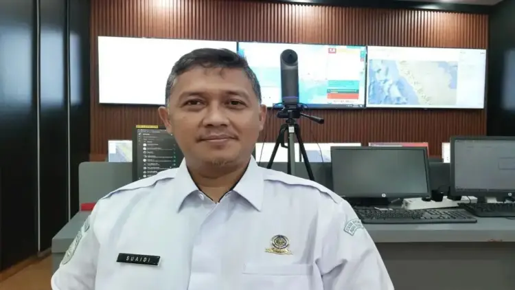 BMKG Identifikasi Lima Segmen Gempa Berpotensi Hantam Sumbar, Warga Diminta Waspada Tsunami 1 Kepala Stasiun Geofisika Padang Panjang Suaidi Ahadi saat diwawancarai di Kota Padang Panjang, Sumatera Barat. (Antara/Fandi Yogari)