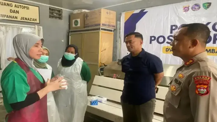 Kapolres Dharmasraya, AKBP Purwanto Heru Subekti (kanan). Antara/HO-Humas Polres Dharmasraya