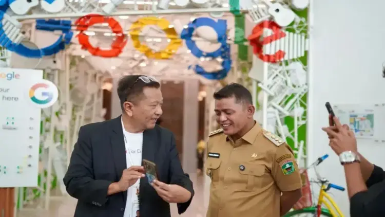 Bupati Solok Jon Firman Pandu saat menghadiri acara Google Leader Series 2025 yang berlangsung pada Selasa (29/4) di Kantor Google Indonesia, Gedung Pacific Century Place, SCBD Jakarta. ANTARA/HO-Diskominfo Solok