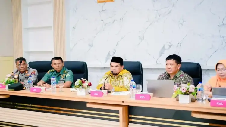 Wakil Bupati Solok Candra melaksanakan diskusi strategis bersama Kepala Divisi Perolehan Tanah Badan Bank Tanah Yagus Suyadi. ANTARA/HO-Diskominfo Solok.