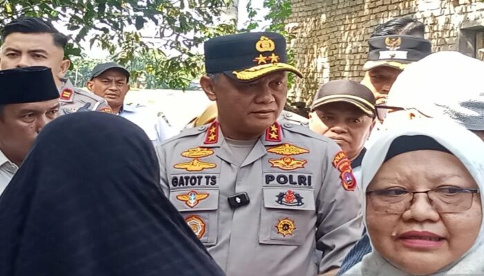 Kapolda Sumbar Bebaskan ODGJ yang 15 Tahun Dipasung di Padang Pariaman
