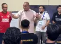 Andre Rosiade beri motivasi pemain Semen Padang FC. (dok. Radarsumbar)