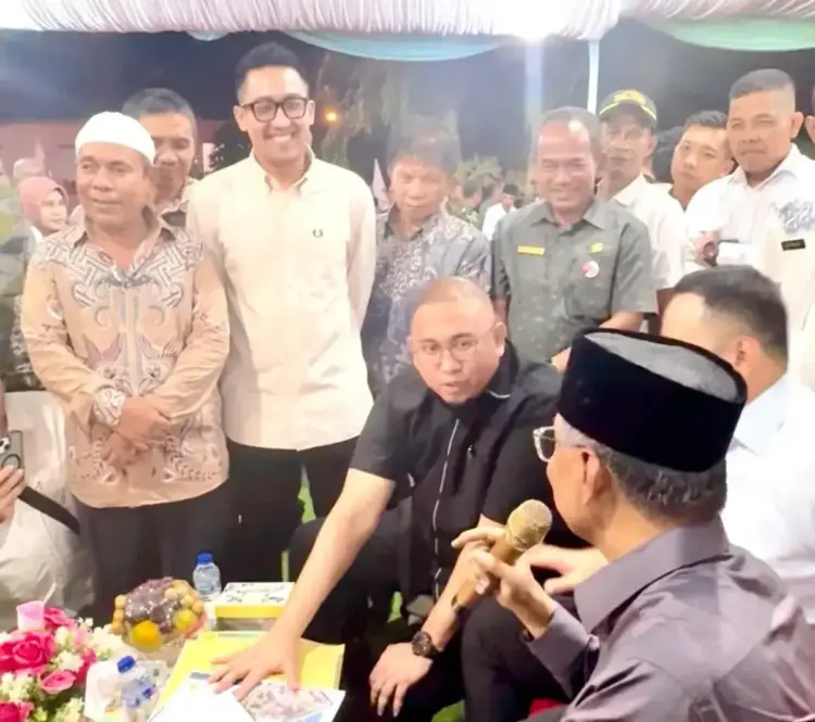 Andre Rosiade dan Rachmad Wijaya saat berdialog dengan Menteri PU Dody Hanggodo.
