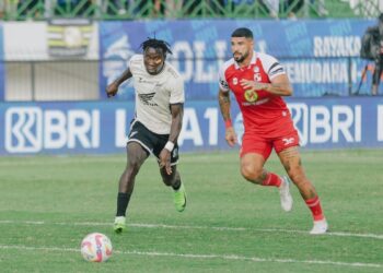 Laga Barito Putra kontra PSM yang berakhir dengan skor 1-4. (dok. Kompas)