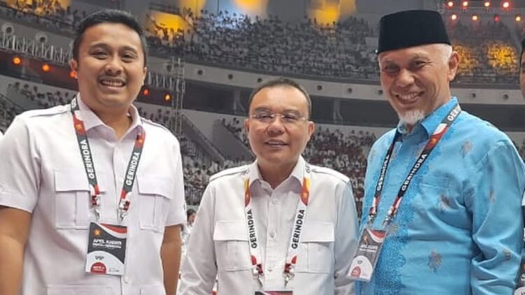 Gubernur Mahyeldi dan Wagub Vasko saat bertemu Sufmi Dasco Ahmad dalam sebuah kesempatan. (dok. istimewa)