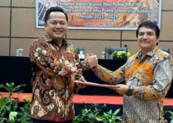 Doni Harsiva Yandra jadi ketua Iluni Fisip Unand. (dok. istimewa)