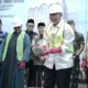 Gubernur Mahyeldi lakukan peletakan batu pertama pembangunan gedung MUI Sumbar. (dok. adpsb)