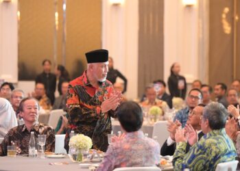 Gubernur Sumbar Mahyeldi hadir di gala dinner financial close PLTP Muara Laboh. (dok. adpsb)