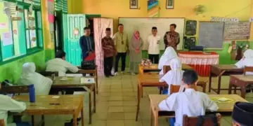 MIN Kota Solok Gelar Ujian Madrasah Berbasis Gadget, Jadi Tonggak Digitalisasi Pendidikan 8 MIN Kota Solok Gelar Ujian Madrasah Berbasis Gadget, Jadi Tonggak Digitalisasi Pendidikan