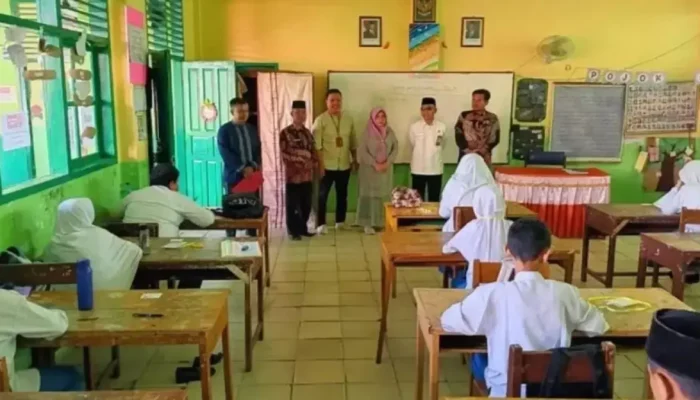 MIN Kota Solok Gelar Ujian Madrasah Berbasis Gadget, Jadi Tonggak Digitalisasi Pendidikan