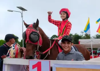 Najla Al Balkis, Joki Muda Perempuan Pertama yang Juarai Pacu Kuda Bukittinggi-Agam