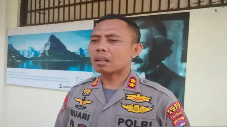 Polres Agam Mulai Data Pelaku Premanisme, Siap Tindak Tegas 1 Kapolres Agam AKBP Muari sedang memberikan keterangan kepada wartawan. Dok ANTARA/Yusrizal