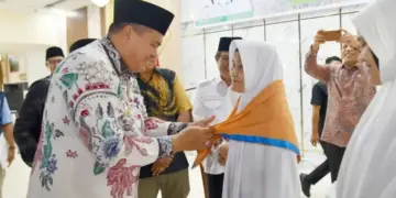 Pemko Pariaman Lepas 105 Jemaah Calon Haji ke Tanah Suci
