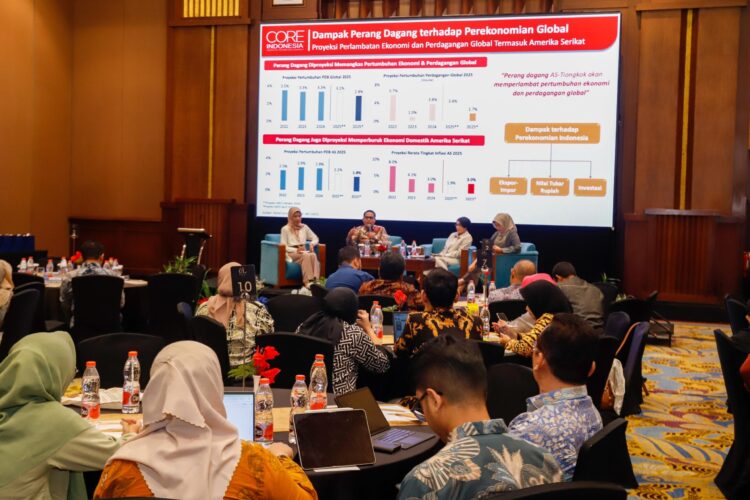 Diskusi publik bertajuk Gempuran Tarif AS: Ekonomi Indonesia di Ujung Tanduk? Dialog Kritis Mencari Solusi”. (Foto: Dok.Ist)