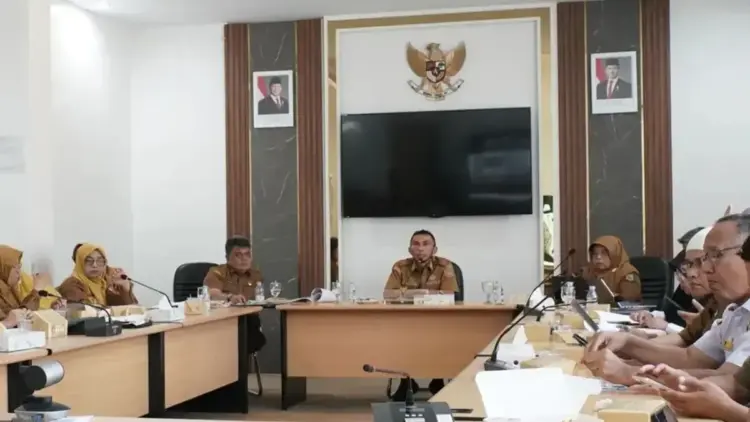 Wawako Allex Saputra didampingi OPD terkait, ikuti Verifikasi Lapangan Hybrid Evaluasi Kota Layak Anak 2025 dan tegaskan komitmen pemenuhan hak anak (ANTARA/ Isril Naidi)