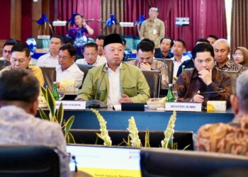 Menteri ATR/BPN ikut rapat terkait sekolah rakyat. (dok. ATR/BPN)